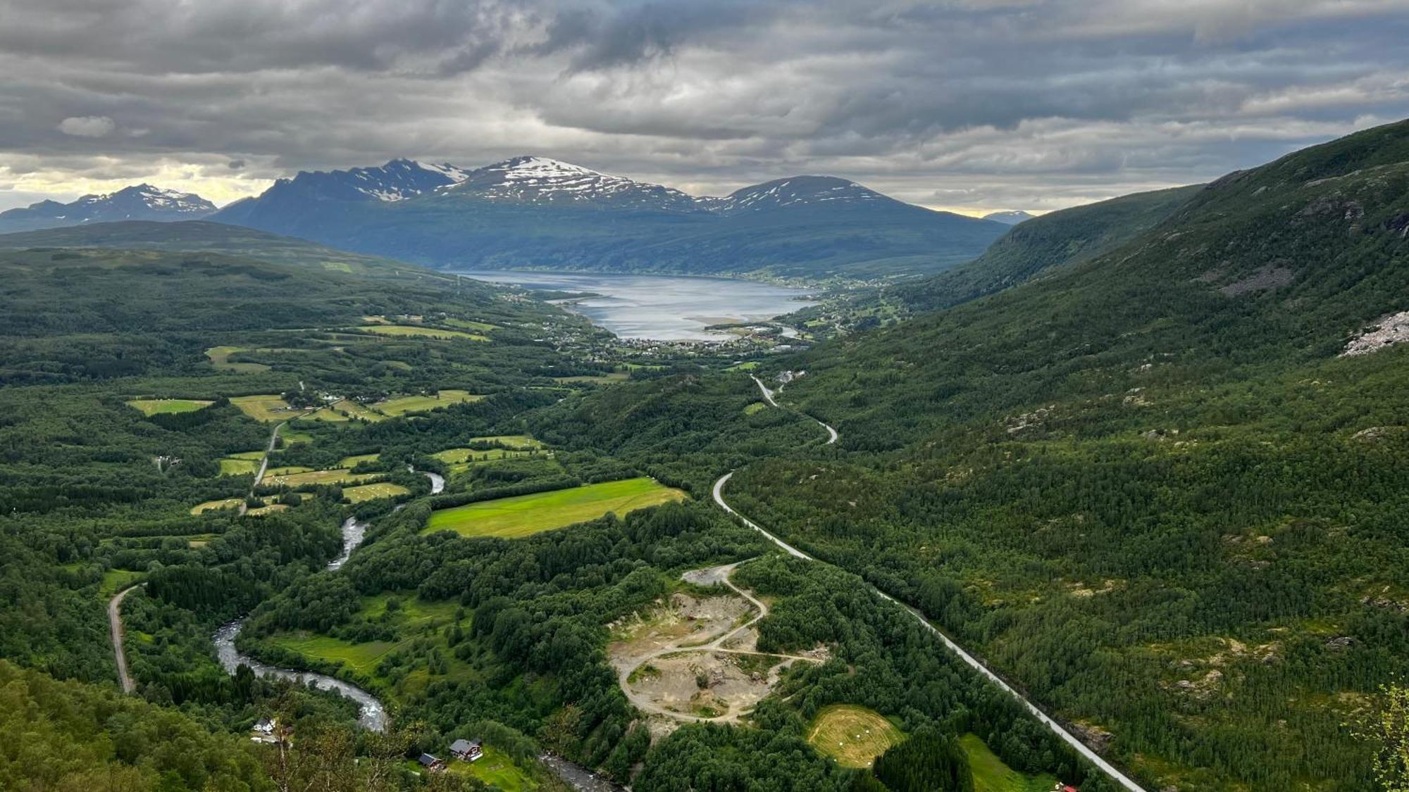 Апартаменты Norwegian Dream Gratangen Экстерьер фото